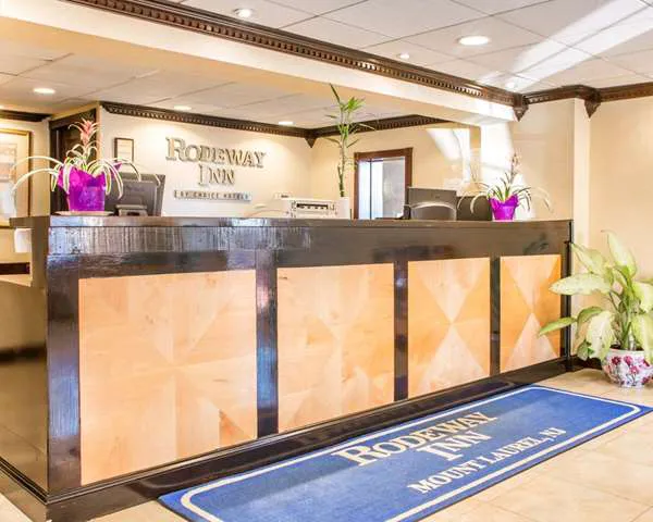 Rodeway Inn Mount Laurel Hwy 73 5