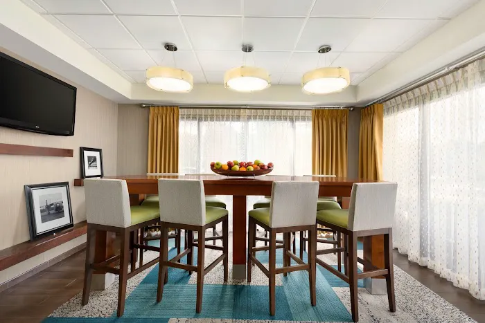 Hampton Inn Philadelphia/Mt. Laurel 4