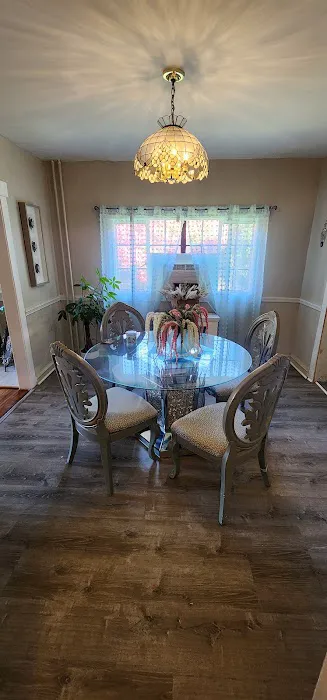 Hollywood apartment 4