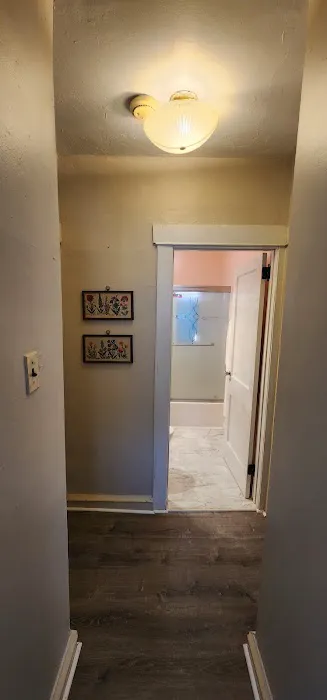 Hollywood apartment 4