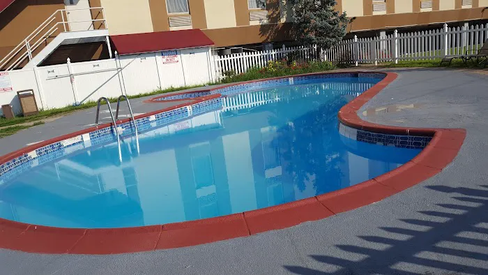 Best Western Fort Washington Inn 4