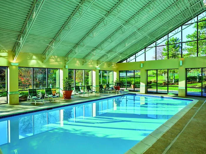 DoubleTree Suites by Hilton Hotel Philadelphia West 4