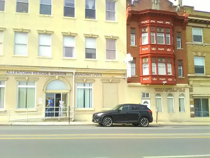 Sterling Hotel 5