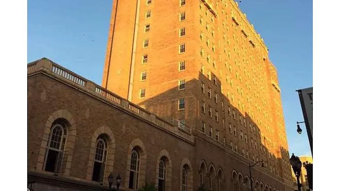 The Americus Hotel, Trademark Collection by Wyndham 5