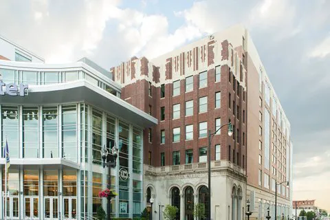 Renaissance Allentown Hotel 5