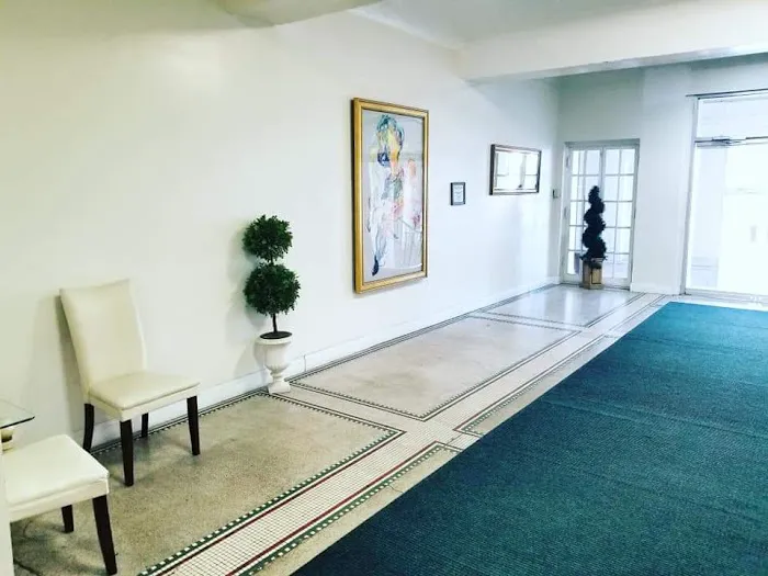 Hotel Traylor LLC 4