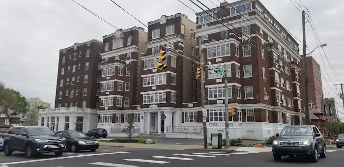 Hotel Traylor LLC 4