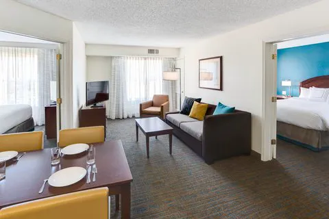 Residence Inn Milford 4