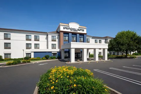 SpringHill Suites Milford 4