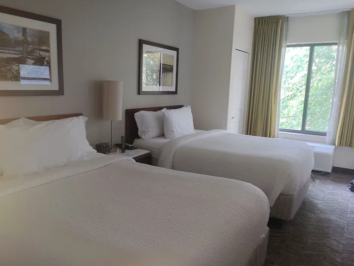 SpringHill Suites Milford 4