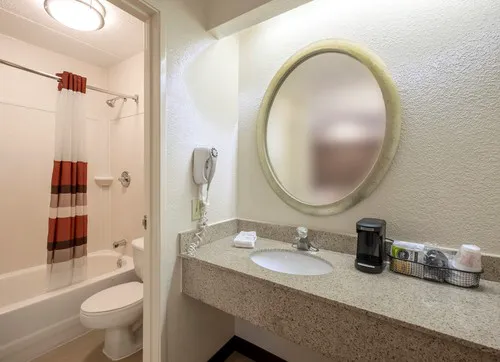 Red Roof Inn Milford - New Haven 4