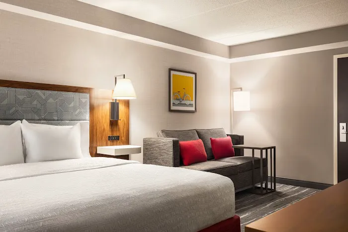 Hampton Inn Shelton 4