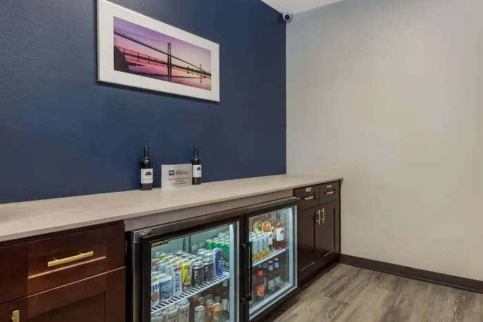 SureStay Plus by Best Western Highland Poughkeepsie 4