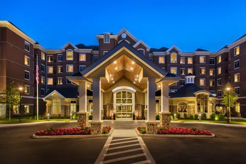 Inn at Bellefield / Hyde Park 4