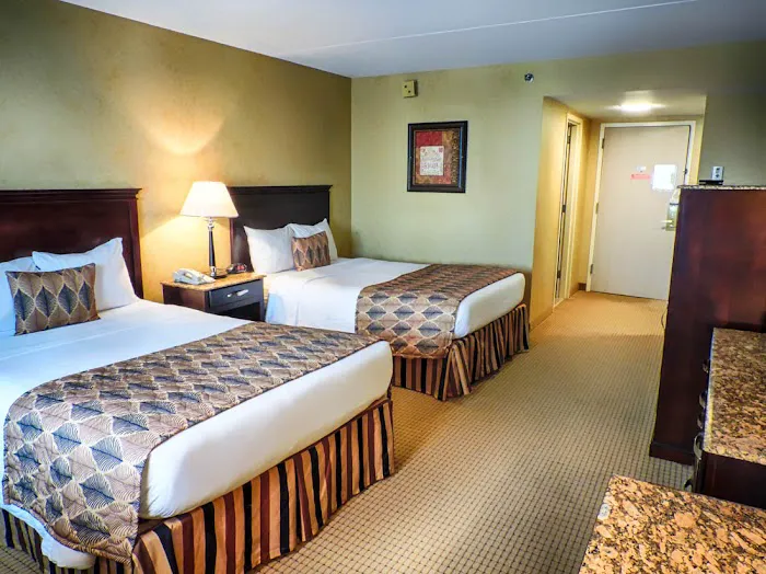 DoubleTree by Hilton Poughkeepsie 4