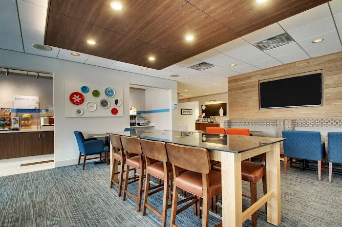 Holiday Inn Express Poughkeepsie by IHG 4