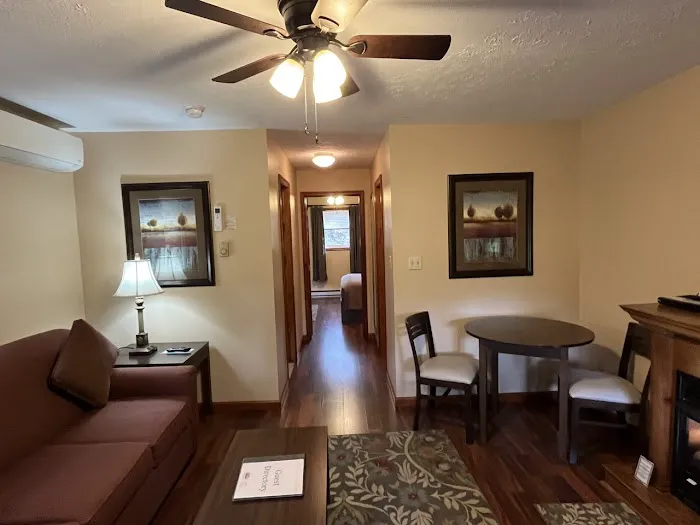 Woodfield Manor 4