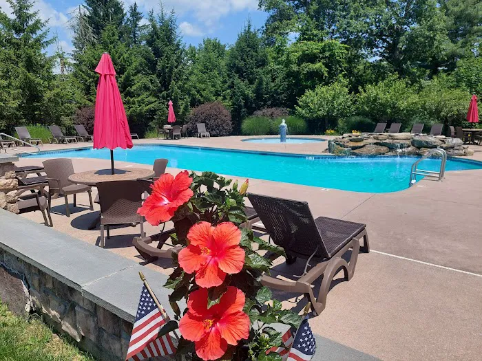 Woodfield Manor 4