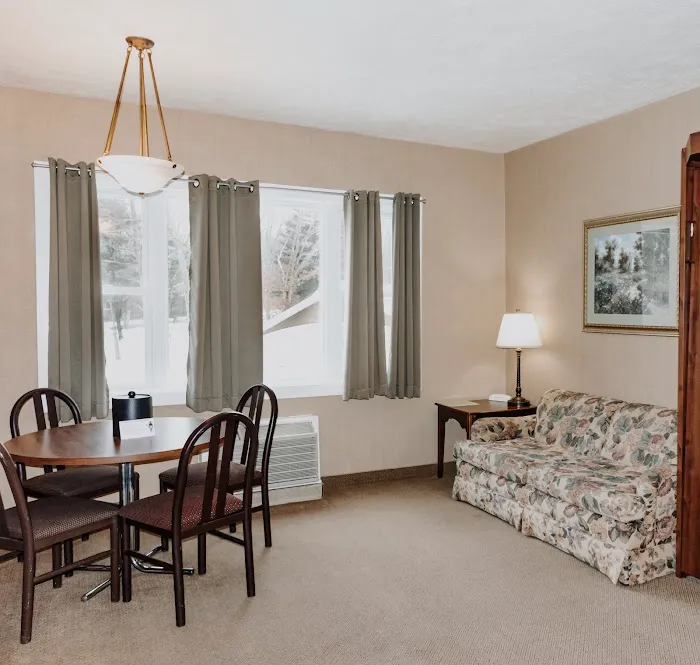The Carriage House 4