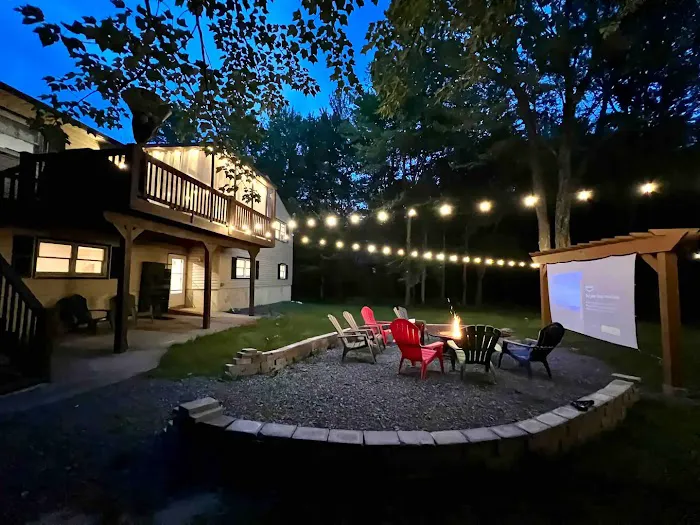 HillTop Manor 4