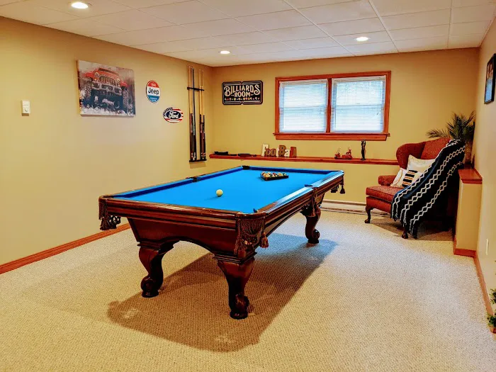 HillTop Manor 4