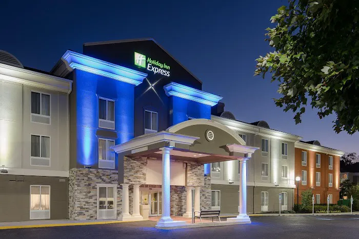 Holiday Inn Express & Suites Philadelphia - Mt. Laurel by IHG 4