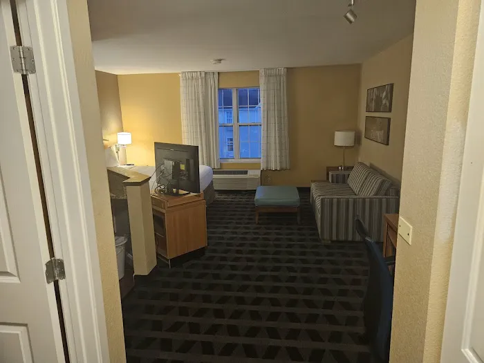 MainStay Suites Mt. Laurel - Philadelphia 5