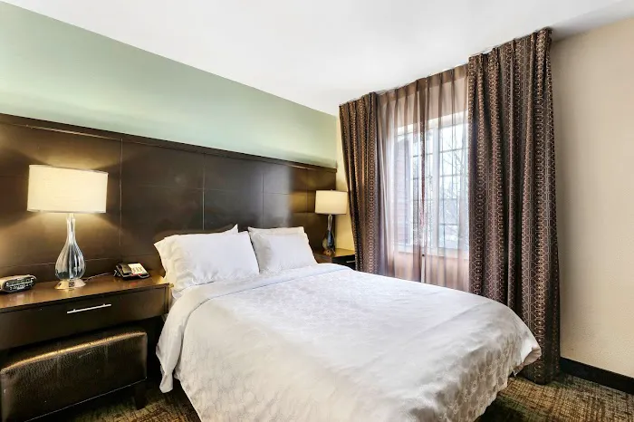 Staybridge Suites Philadelphia-Mt. Laurel by IHG 5