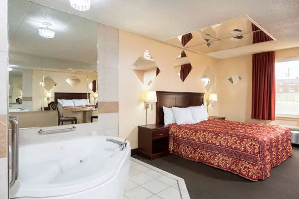 Days Inn by Wyndham Philadelphia - Roosevelt Boulevard 5