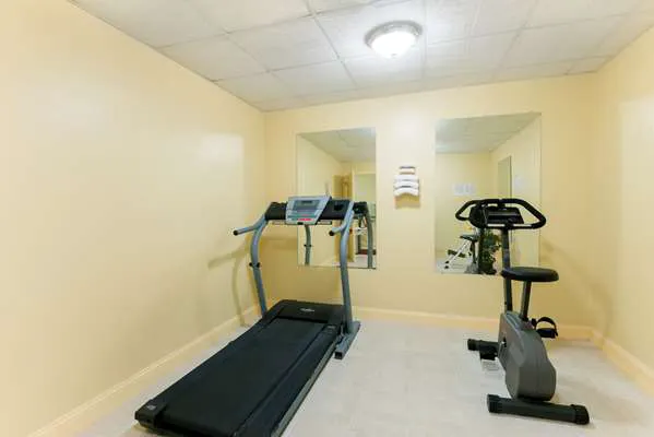 Days Inn by Wyndham Philadelphia - Roosevelt Boulevard 5