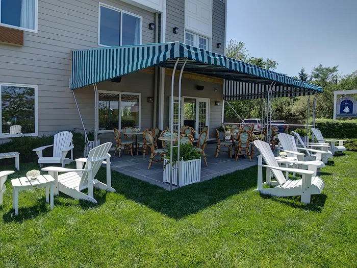 Sag Harbor Inn 4