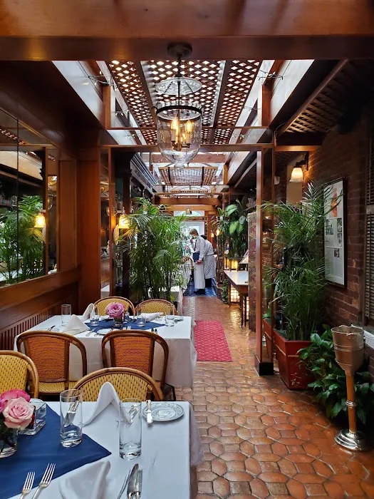 The American Hotel 4