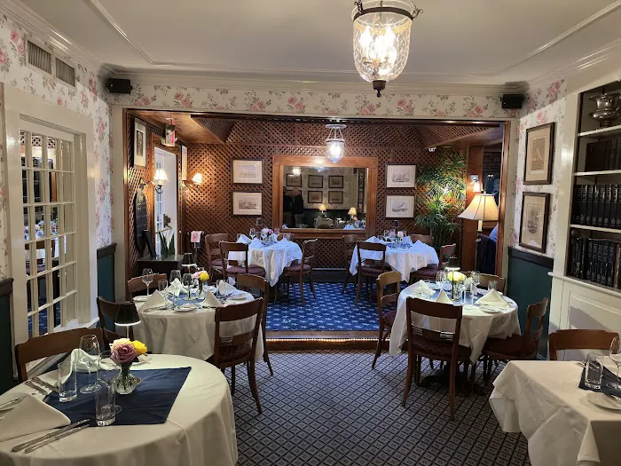 The American Hotel 4