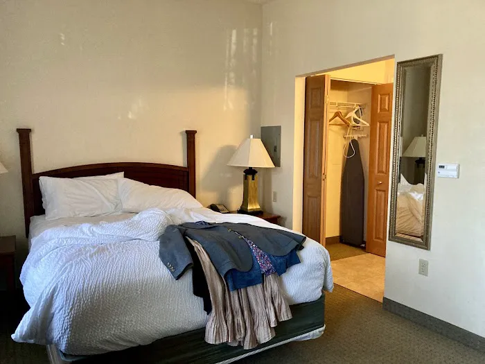 Staybridge Suites Philadelphia Valley Forge 422, an IHG Hotel 4