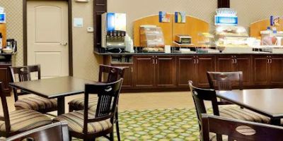 Holiday Inn Express & Suites Limerick - Pottstown by IHG