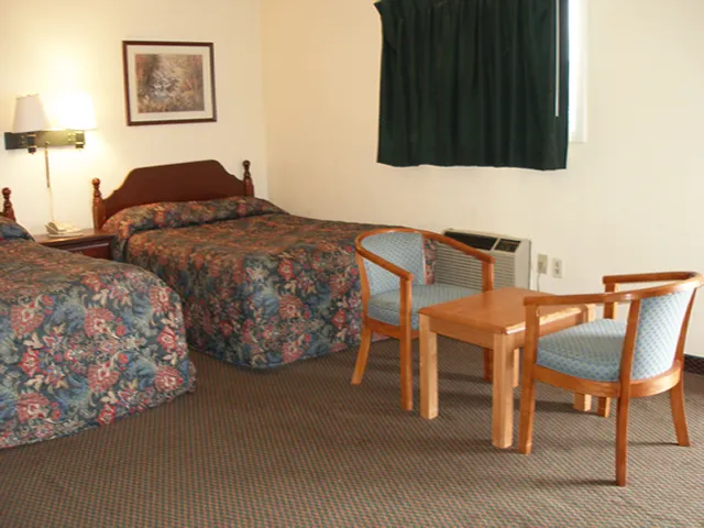Red Carpet Inn Allentown, PA 4