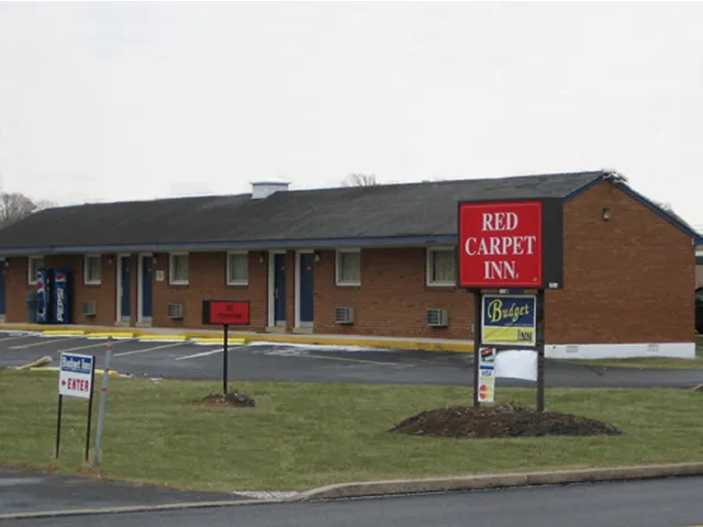 Red Carpet Inn Allentown, PA 4