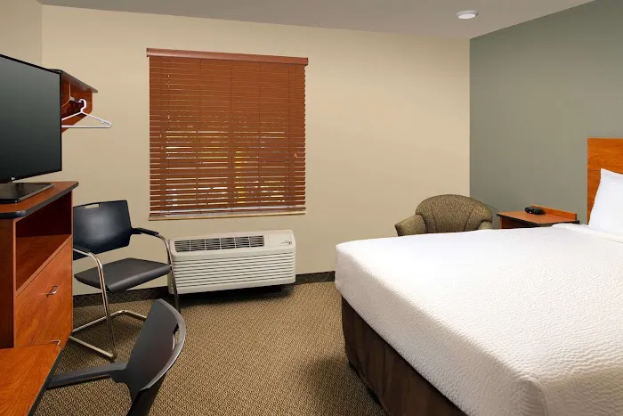 WoodSpring Suites Allentown 4
