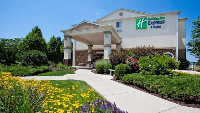 Holiday Inn Express & Suites Allentown West by IHG 4