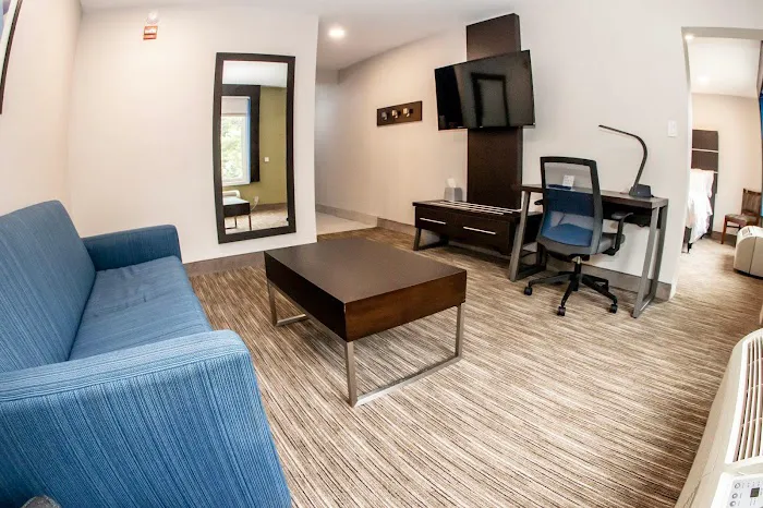 Holiday Inn Express Allentown North by IHG 4
