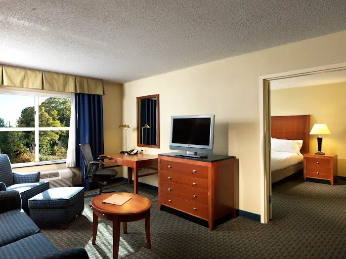 Hilton Garden Inn Milford 4