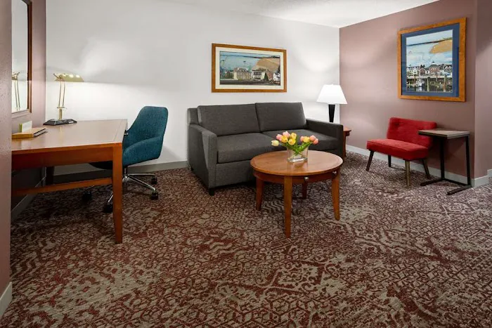 Hilton Garden Inn Milford 4