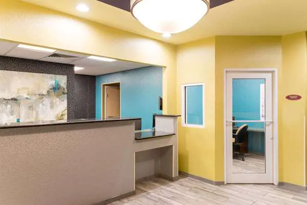 Days Inn by Wyndham Poughkeepsie 4