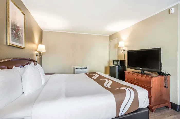 Rodeway Inn Poughkeepsie 4