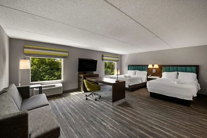 Hampton Inn & Suites Poughkeepsie 4
