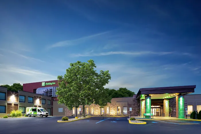 Holiday Inn Poughkeepsie, an IHG Hotel 4