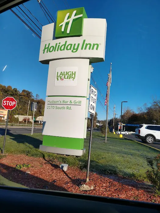 Holiday Inn Poughkeepsie, an IHG Hotel 4