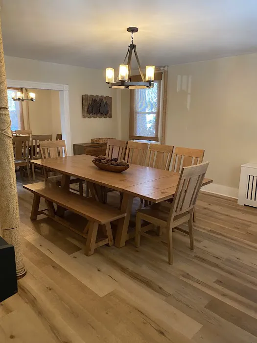 Pine Hill Lodge 4