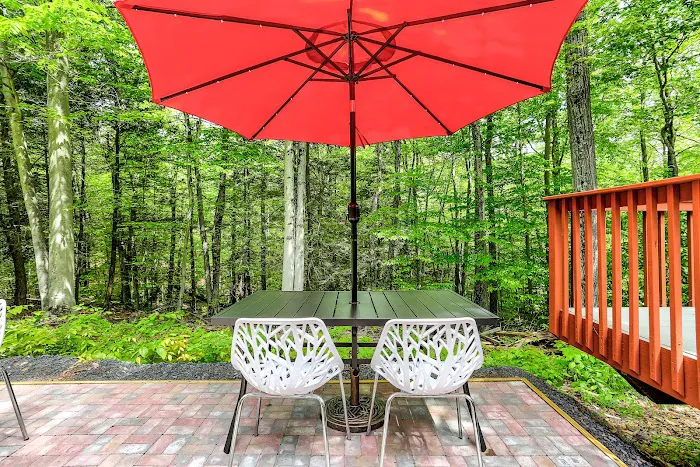 Creek Front Pocono Mountain Getaway in Tobyhanna PA, w. Gameroom & Sauna 4