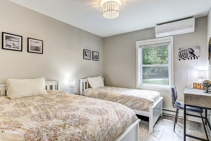 Creek Front Pocono Mountain Getaway in Tobyhanna PA, w. Gameroom & Sauna 4